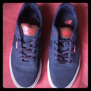 Levi’s youth shoes